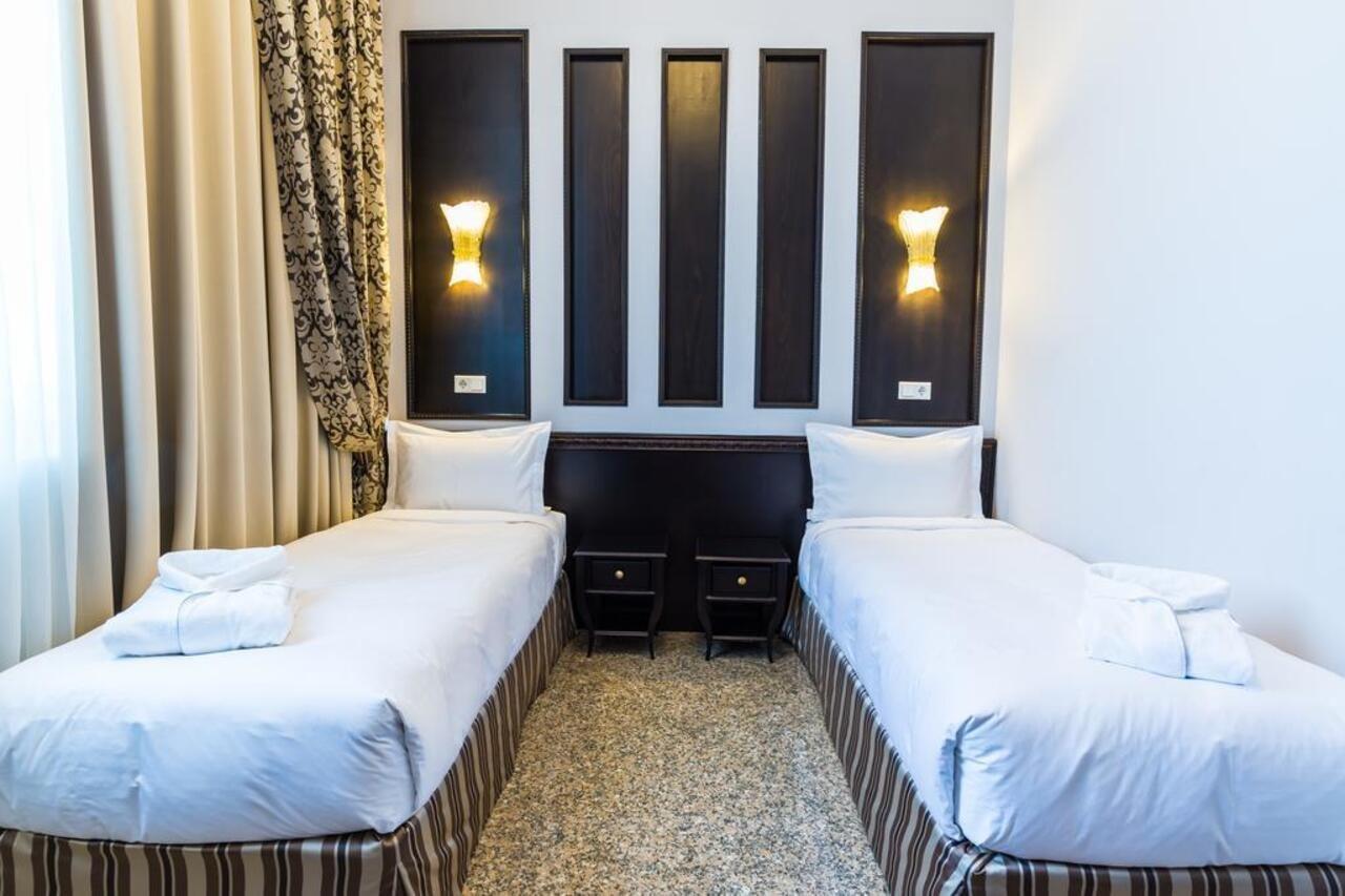 Royal Petrol Hotel Taldikorgan Dış mekan fotoğraf