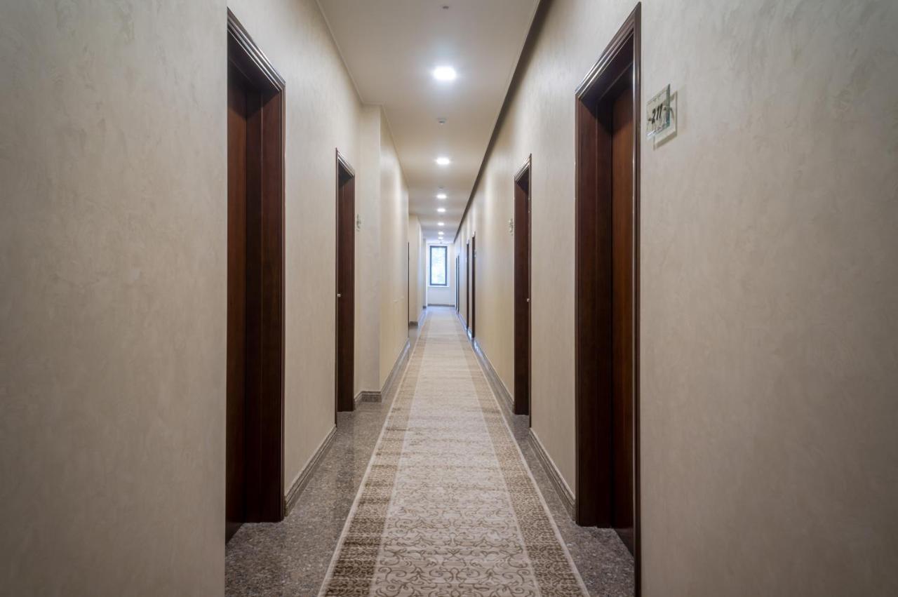 Royal Petrol Hotel Taldikorgan Dış mekan fotoğraf